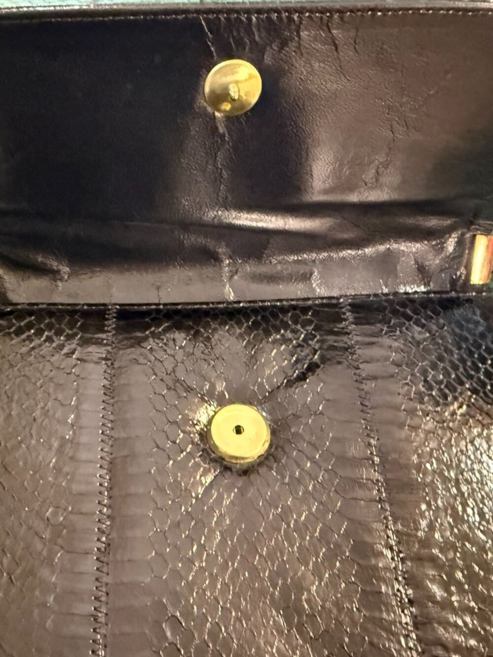 Vintage Holt Renfrew black leather clutch bag with strap & brass trim - Picture 4 of 6